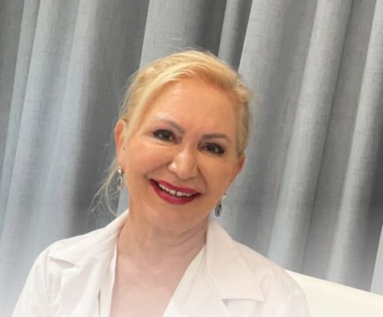 Dr. Annamaria Kovacs